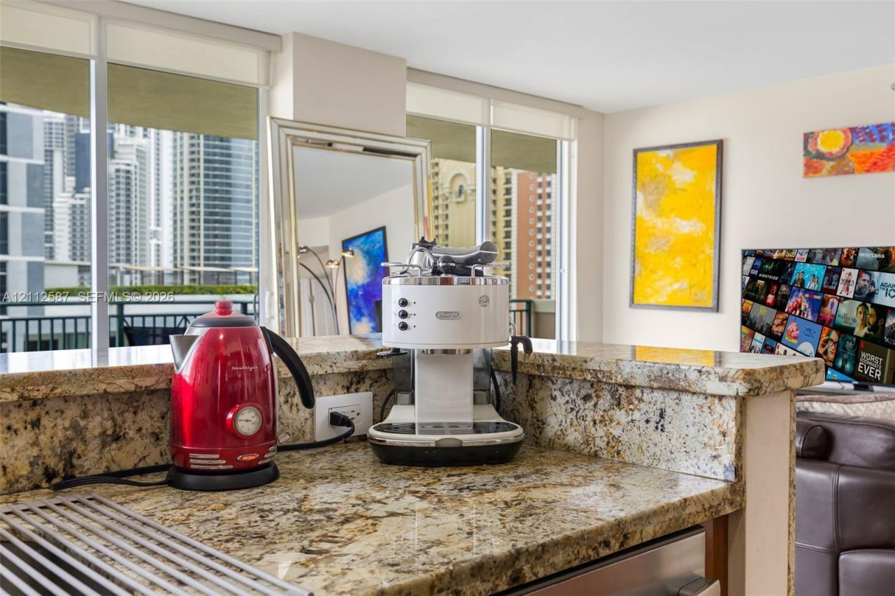 17555 NW Atlantic Blvd , Unit 1108, Sunny Isles Beach, FL 33160 Photo