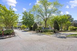 5825 Catalina Dr.  photo 4