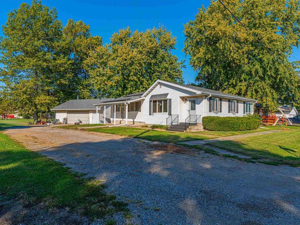 504 S RACE Street, Atlanta, IL 61723