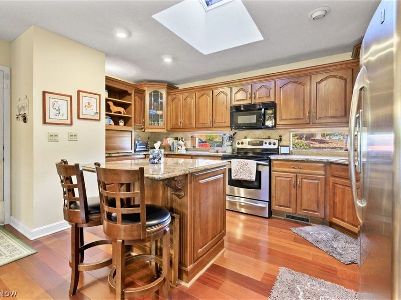 17303 Ridge Creek Road, Strongsville, OH 44136 Photo 8