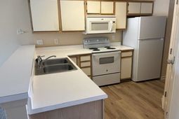 608 Waterway Village Ave.  photo 4