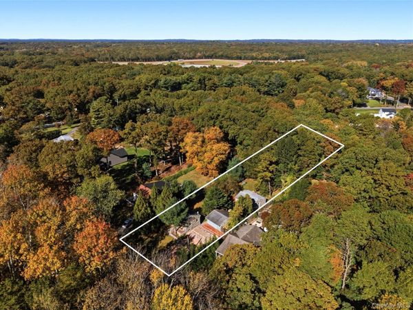 27A Deer Leap Road , Ridge, NY 11961