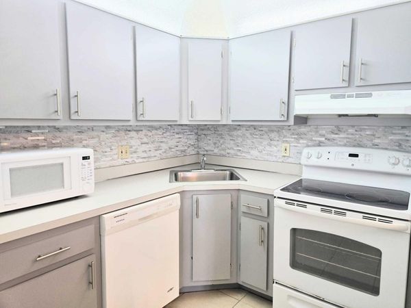 414 PINE GLEN, Unit C-2, Greenacres, FL 00000
