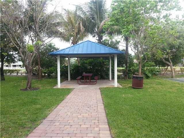 3014 N Evergreen Circle, Boynton Beach, FL 33426 Photo