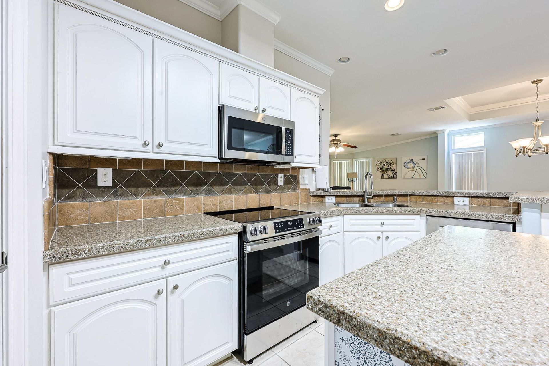 137 Wellspring Dr.  Photo 10