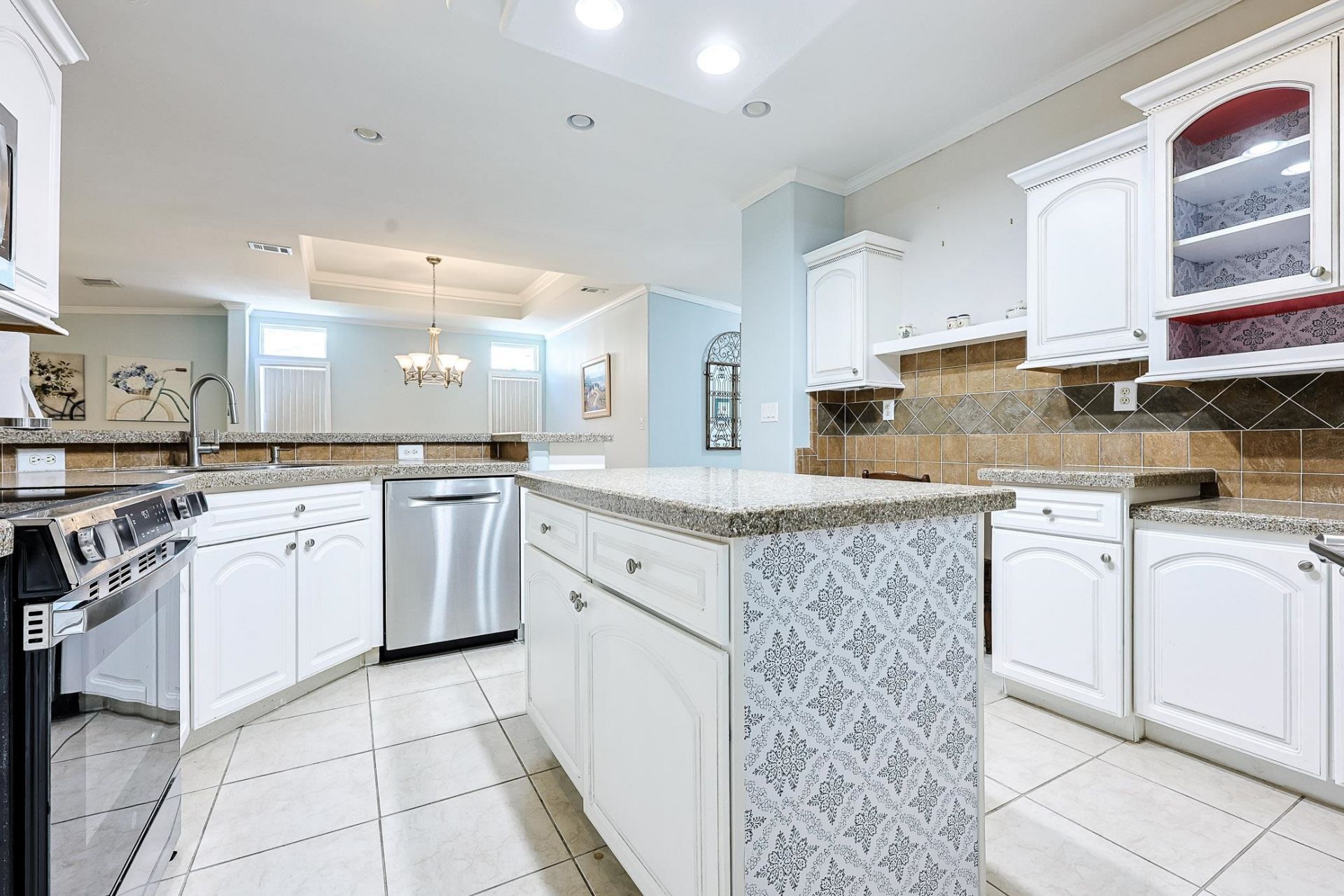 137 Wellspring Dr.  Photo 13