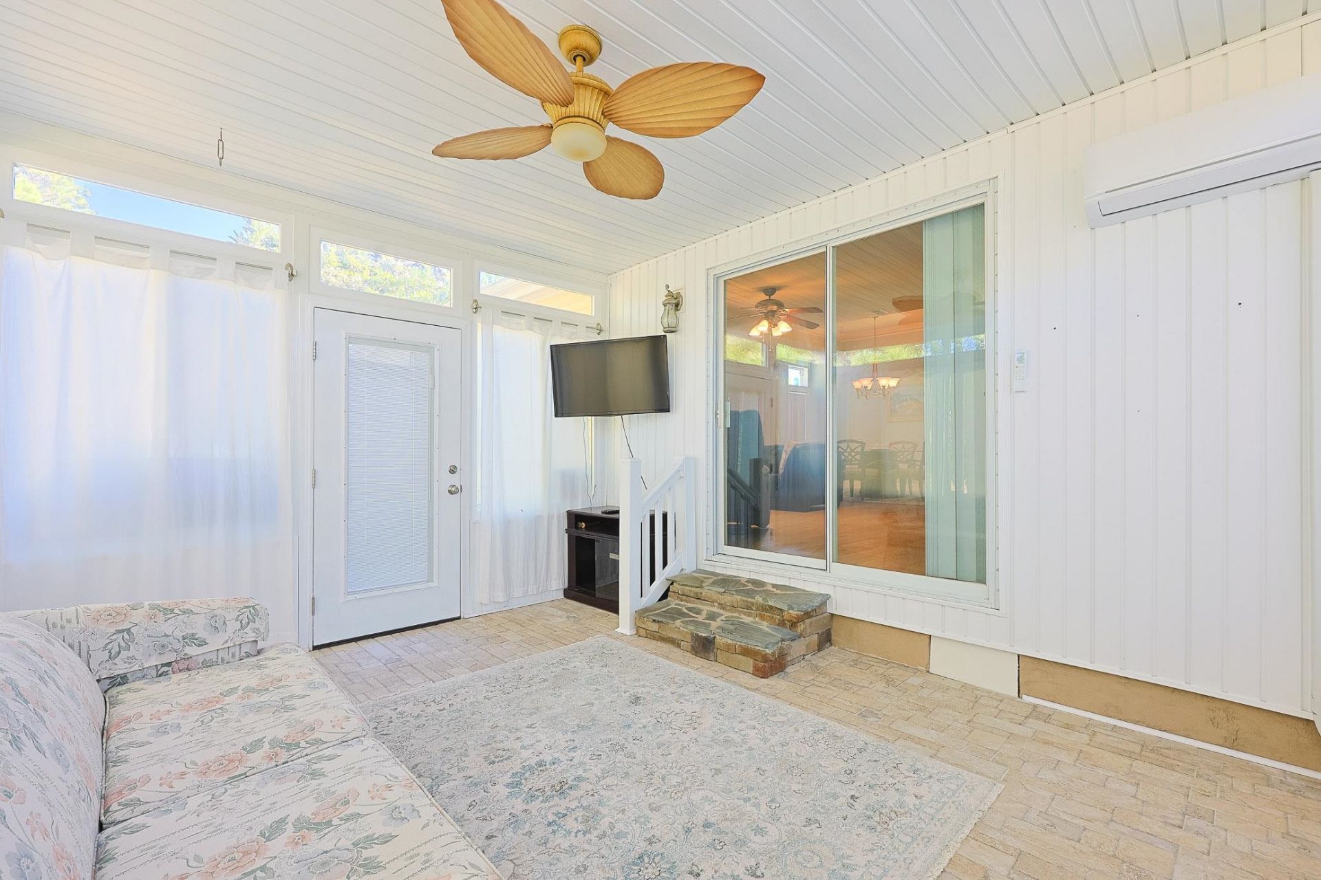 137 Wellspring Dr.  Photo 24