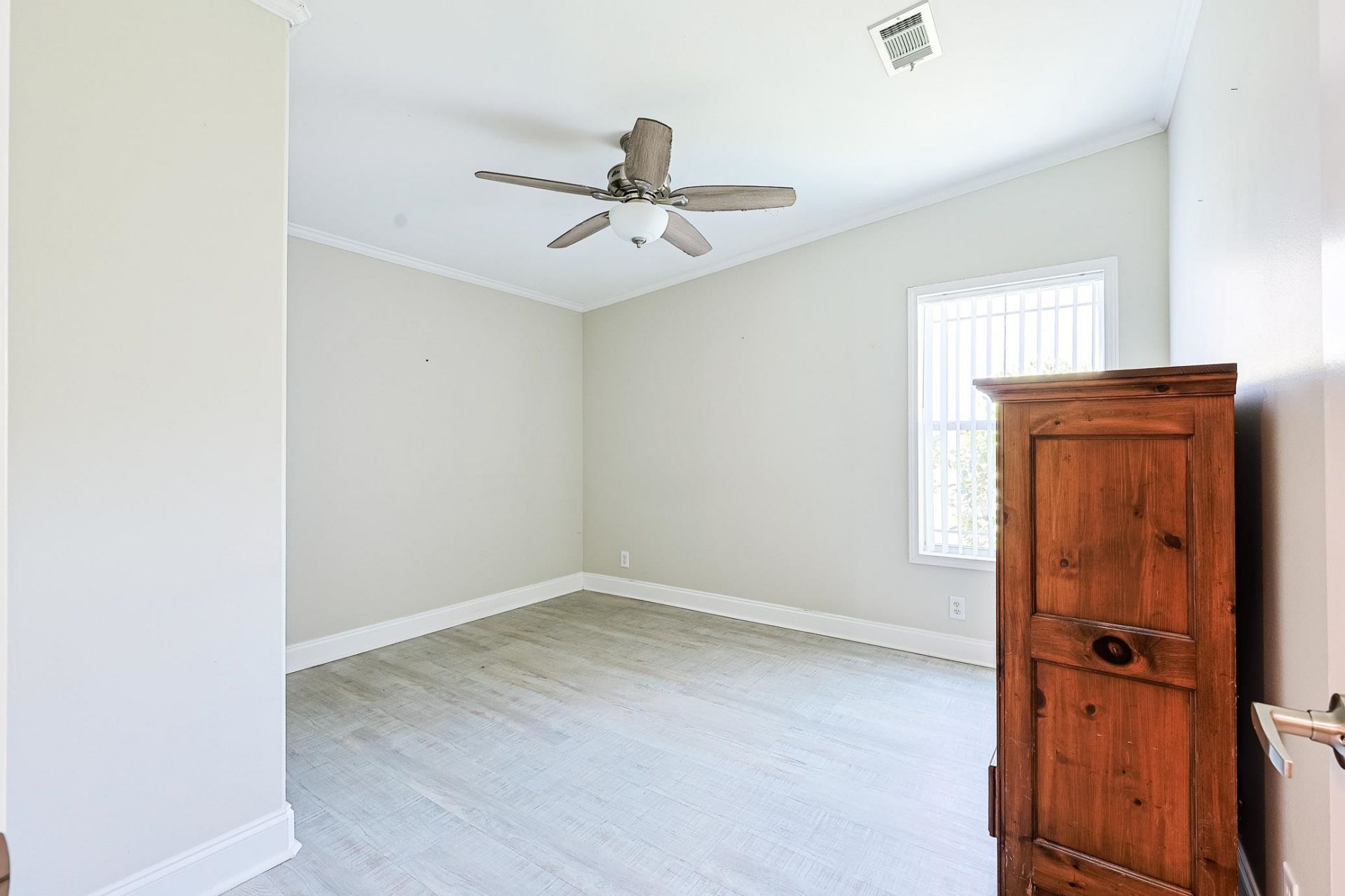137 Wellspring Dr.  Photo 29