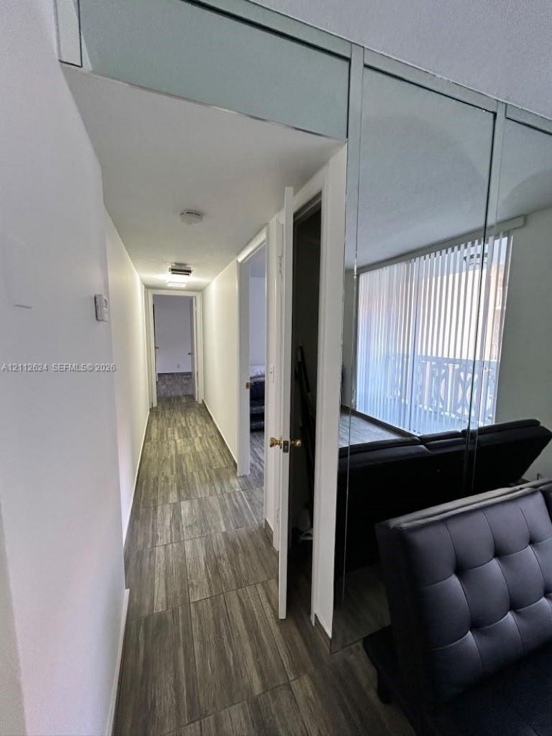 3113 S Ocean Dr , Unit 302, Hallandale Beach, FL 33009 Photo