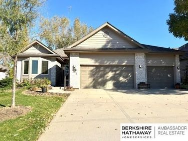 7129 N 121 Street, Omaha, NE 68142