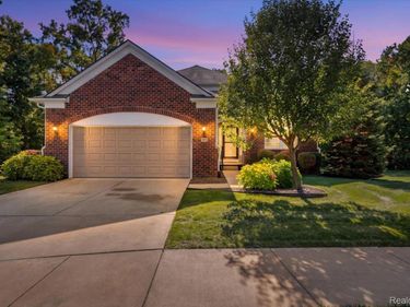 271 Bozeman Court, Oceola Township, Mi 48843