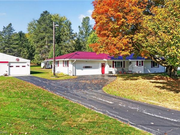 7303 Poore Road , Conneaut, OH 44030