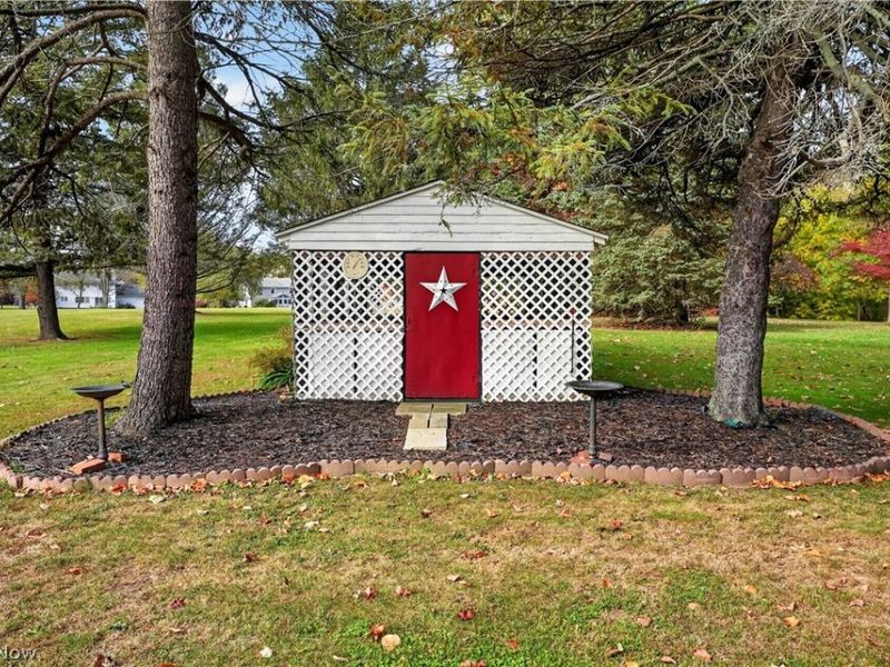 7303 Poore Road, Conneaut, OH 44030 Photo 28