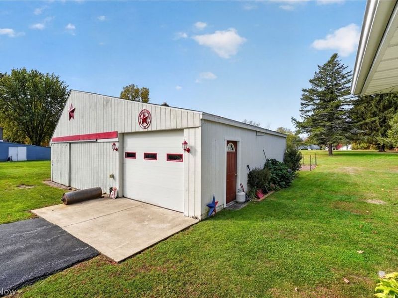 7303 Poore Road, Conneaut, OH 44030 Photo 32