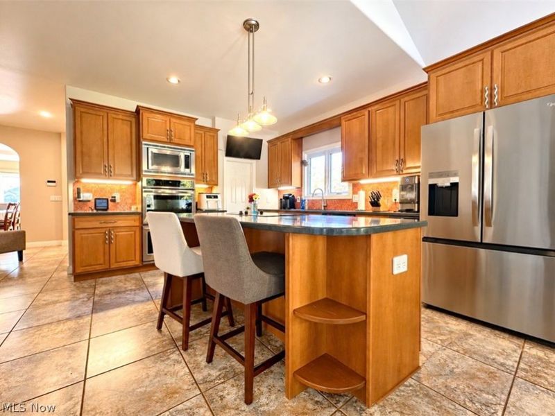 400 Amber Drive SE, Warren, OH 44484 Photo 10