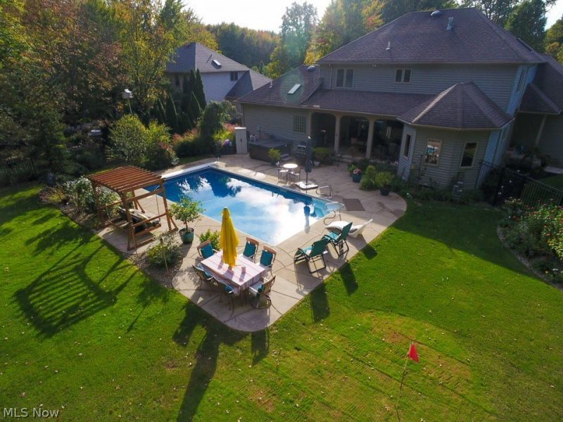 400 Amber Drive SE, Warren, OH 44484 Photo 4