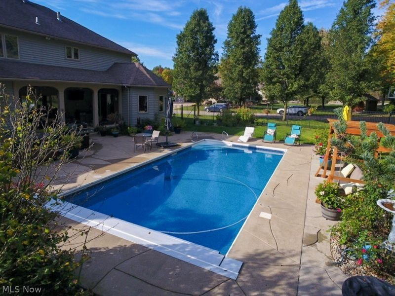 400 Amber Drive SE, Warren, OH 44484 Photo 47