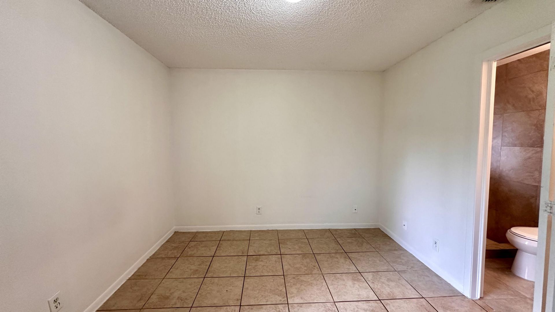 3096 Collin Drive, Unit C, West Palm Beach, FL 33406 Photo