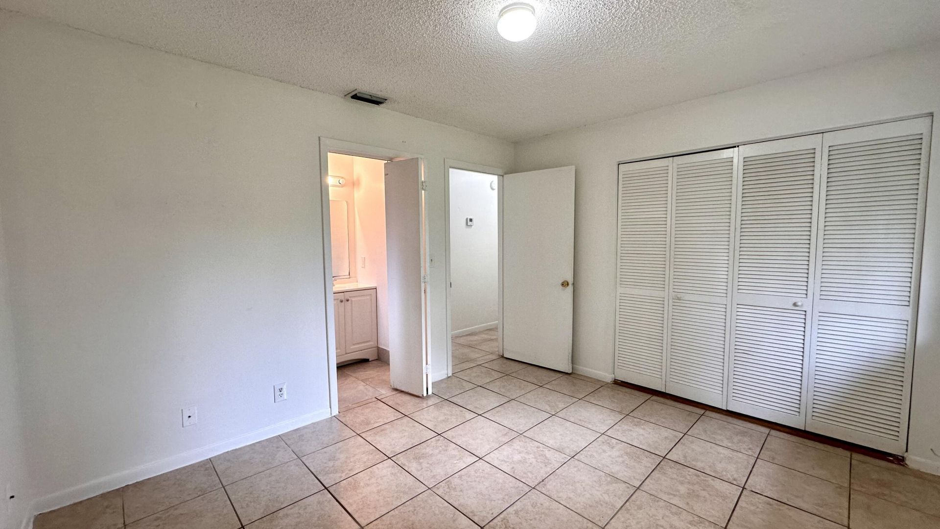 3096 Collin Drive, Unit C, West Palm Beach, FL 33406 Photo