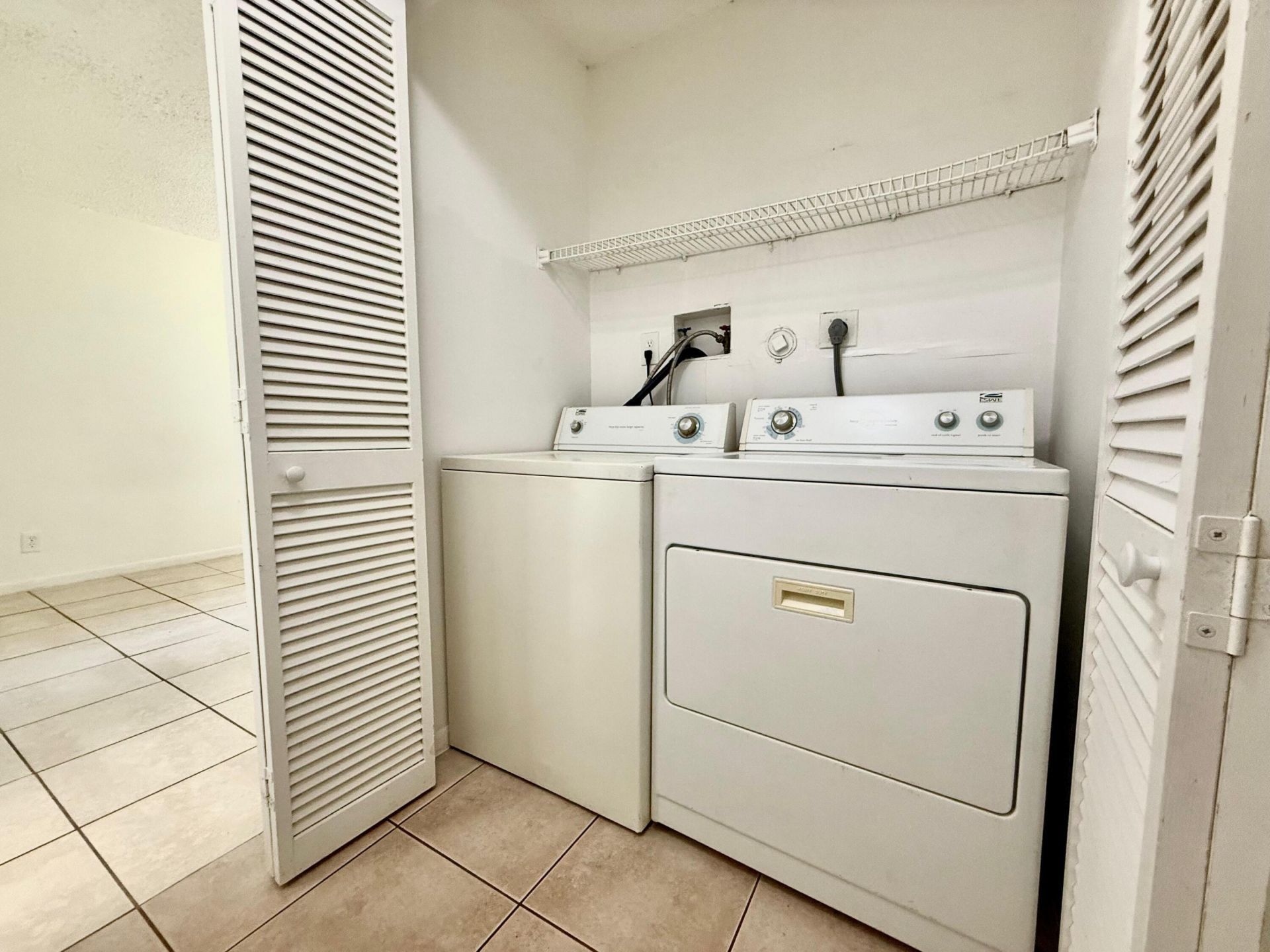 3096 Collin Drive, Unit C, West Palm Beach, FL 33406 Photo