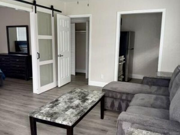1001 S FEDERAL, Unit 1, Lake Worth Beach, FL 33460