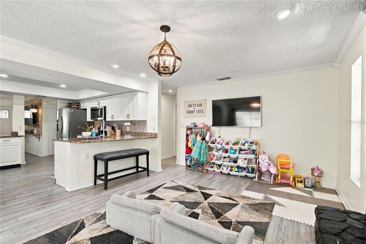 12805 98th Street , Largo, FL 33773 Photo