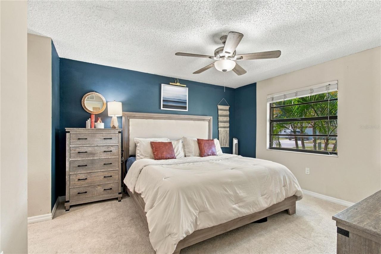 12805 98th Street , Largo, FL 33773 Photo