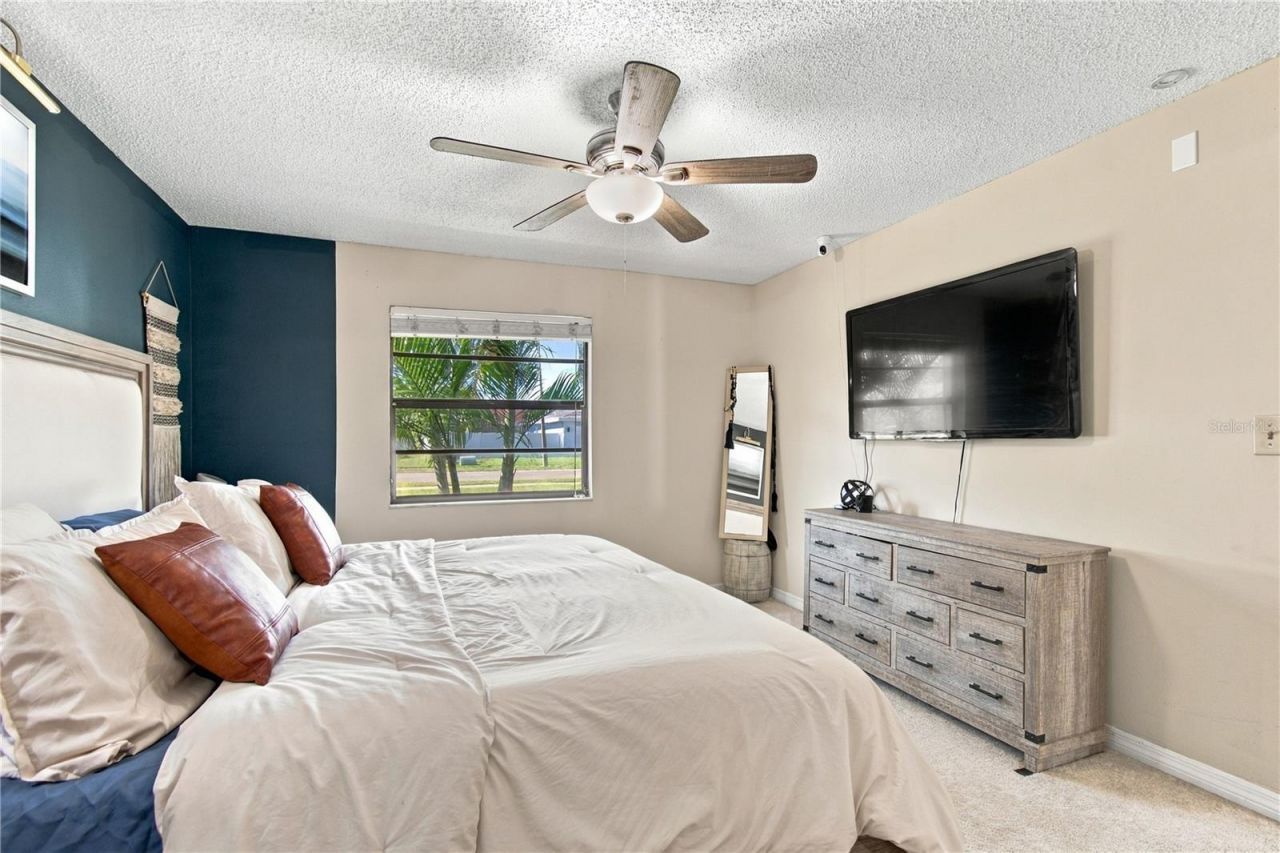 12805 98th Street , Largo, FL 33773 Photo