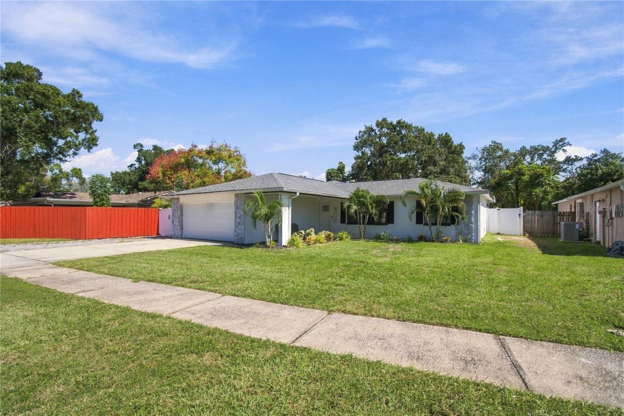 12805 98th Street , Largo, FL 33773 Photo