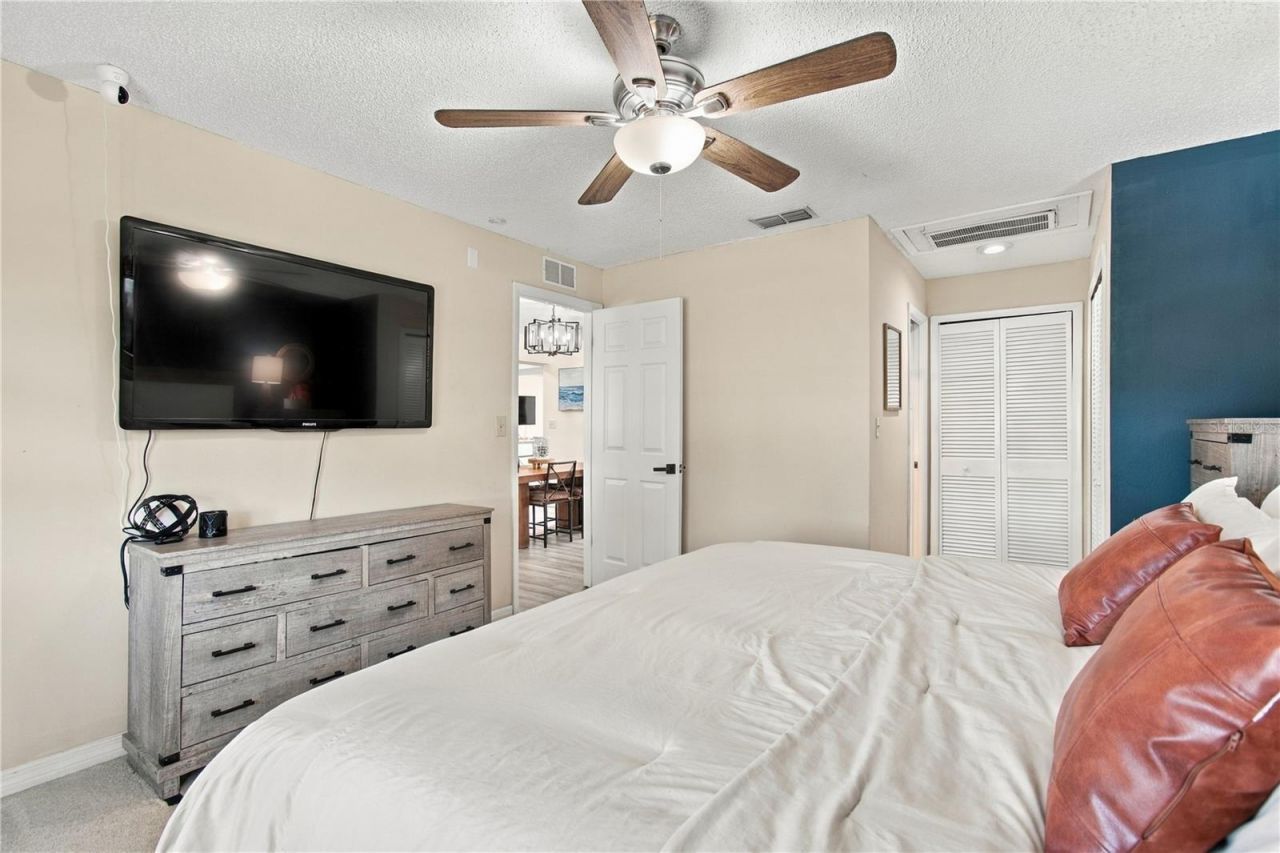 12805 98th Street , Largo, FL 33773 Photo