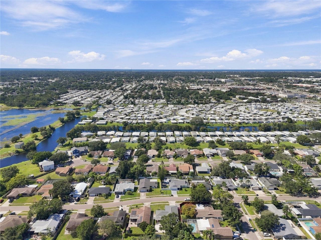 12805 98th Street , Largo, FL 33773 Photo