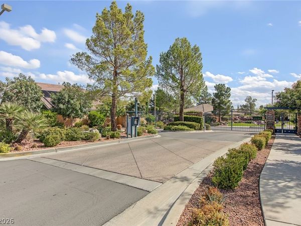 1413 Pine Leaf Drive , Las Vegas, NV 89144