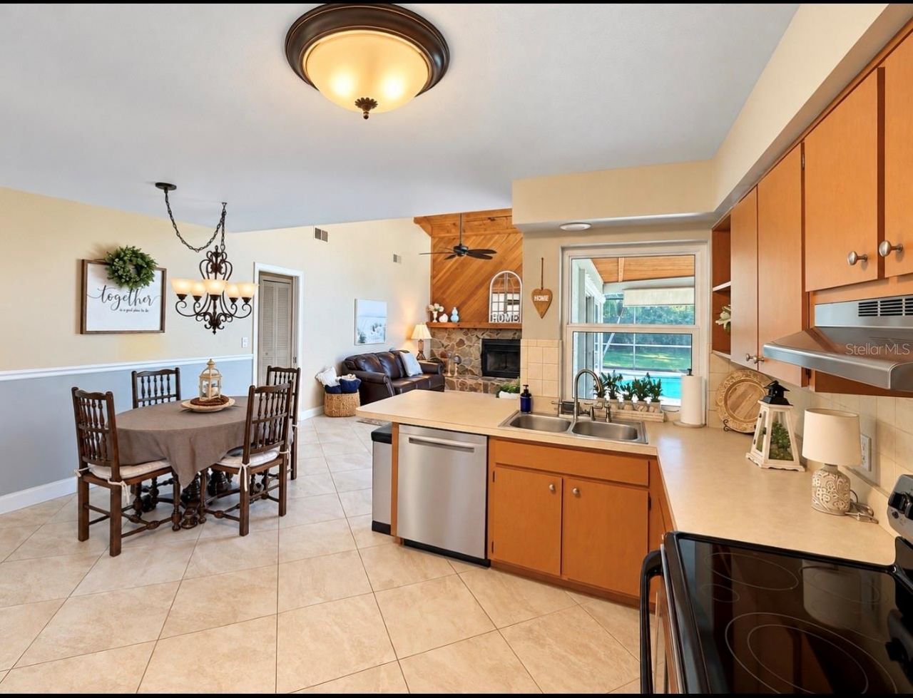 9690 Leeward Avenue , Largo, FL 33773 Photo