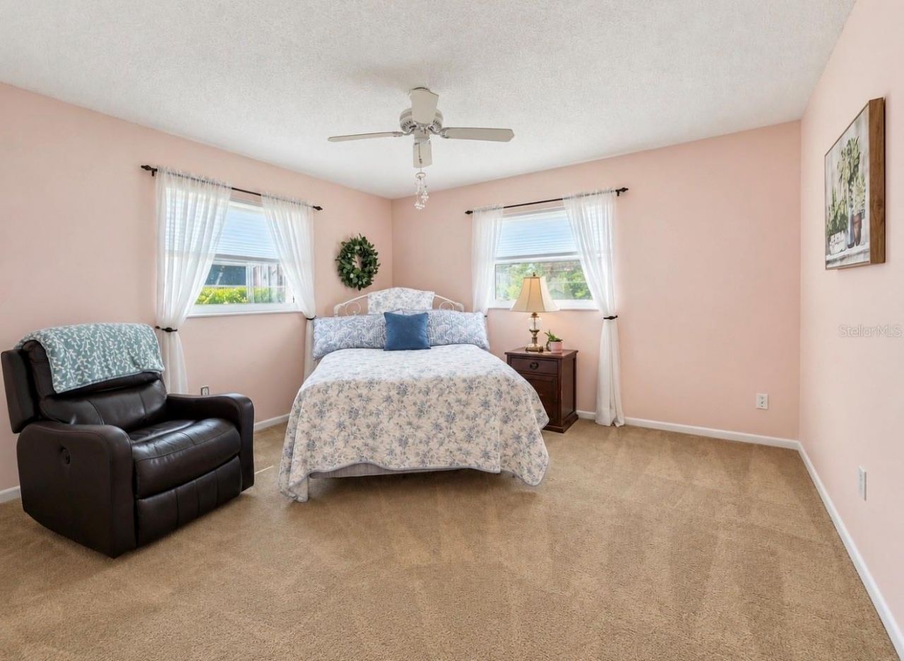 9690 Leeward Avenue , Largo, FL 33773 Photo
