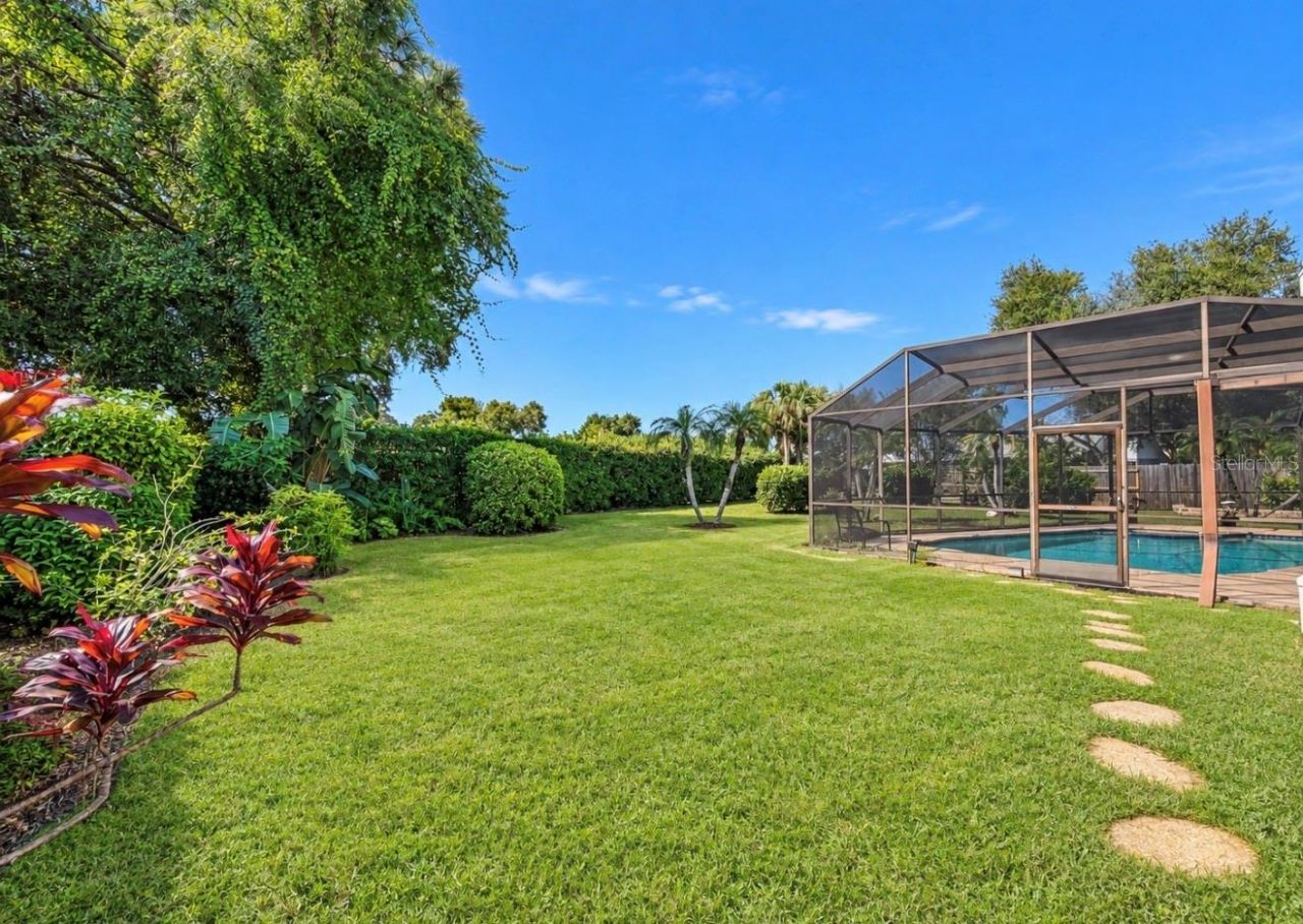 9690 Leeward Avenue , Largo, FL 33773 Photo