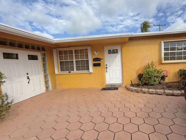 2610 NW 43RD Avenue, Lauderhill, FL 33313