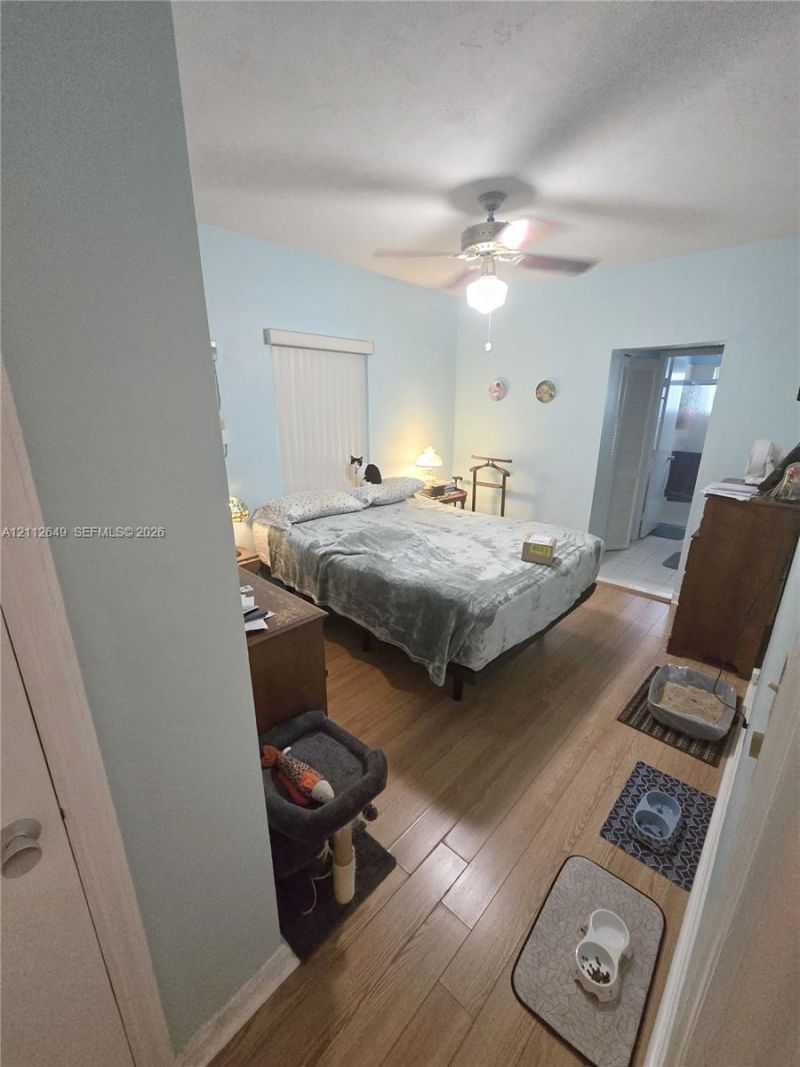 1698 NE 177th St, North Miami Beach, FL 33162 Photo