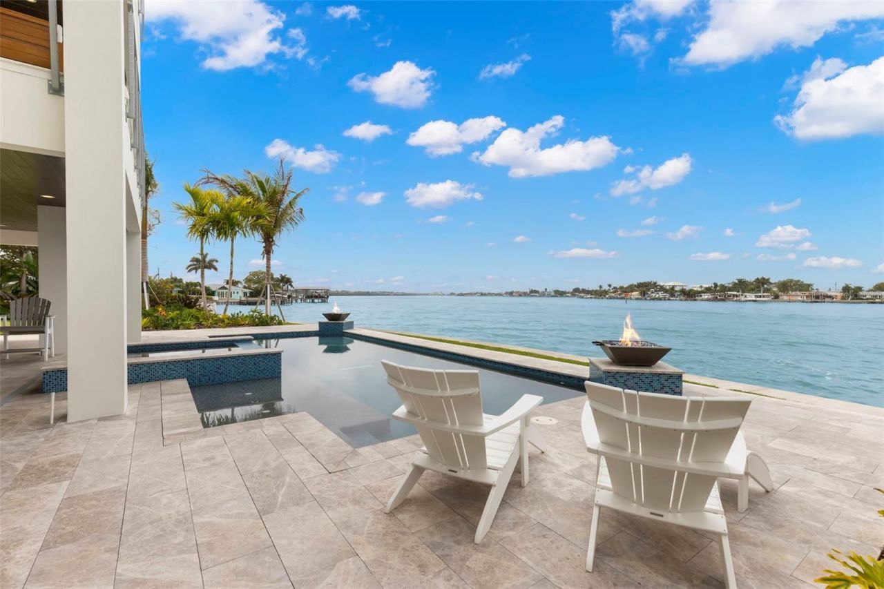 4598 Harbor Hills Drive, Largo, FL 33770 Photo