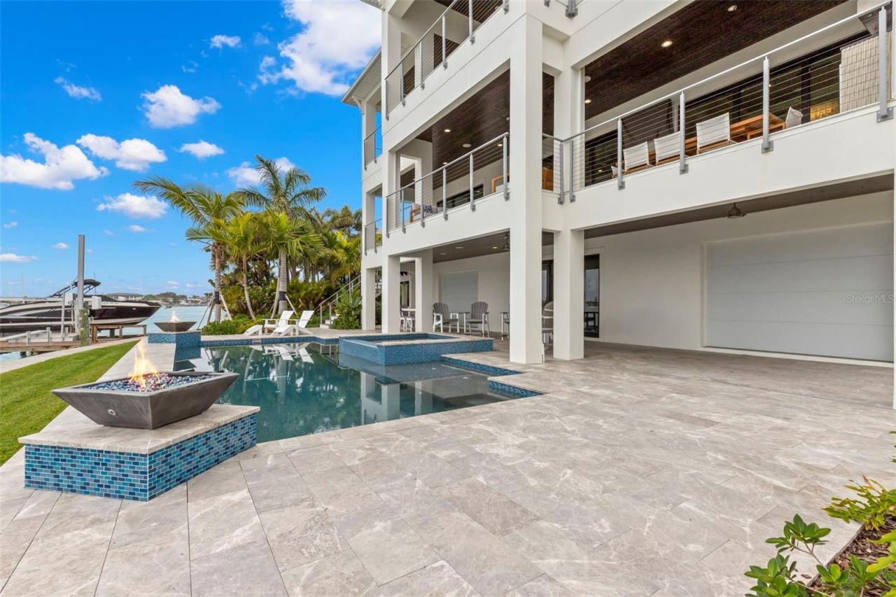 4598 Harbor Hills Drive, Largo, FL 33770 Photo
