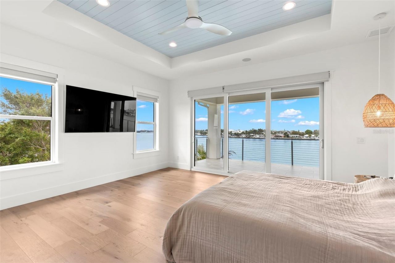 4598 Harbor Hills Drive, Largo, FL 33770 Photo