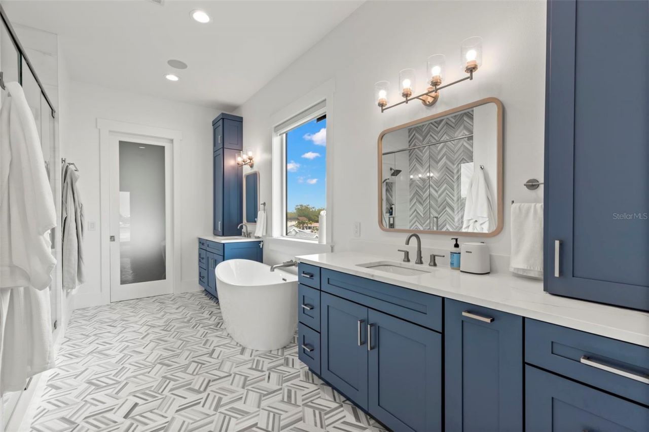 4598 Harbor Hills Drive, Largo, FL 33770 Photo