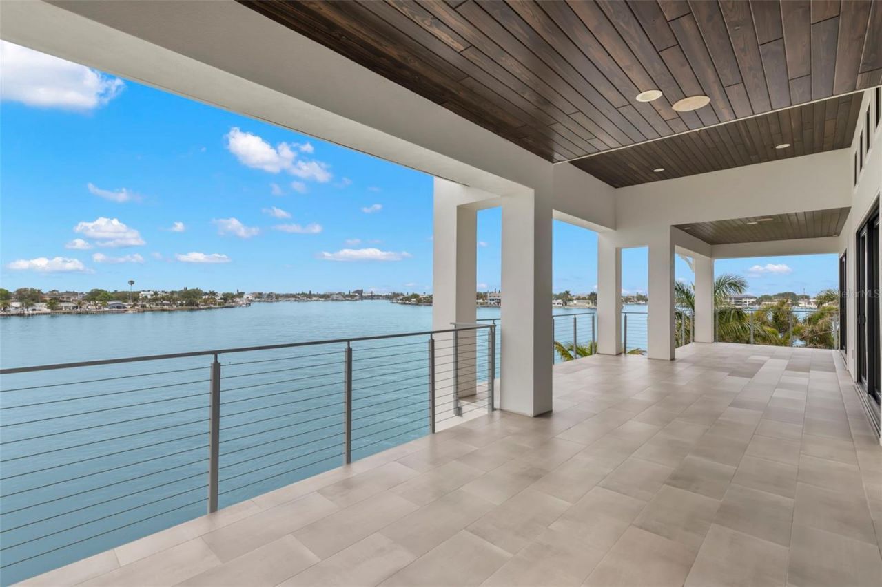 4598 Harbor Hills Drive, Largo, FL 33770 Photo
