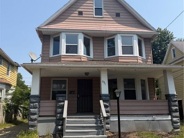 631 E 113th Street , Cleveland, OH 44108