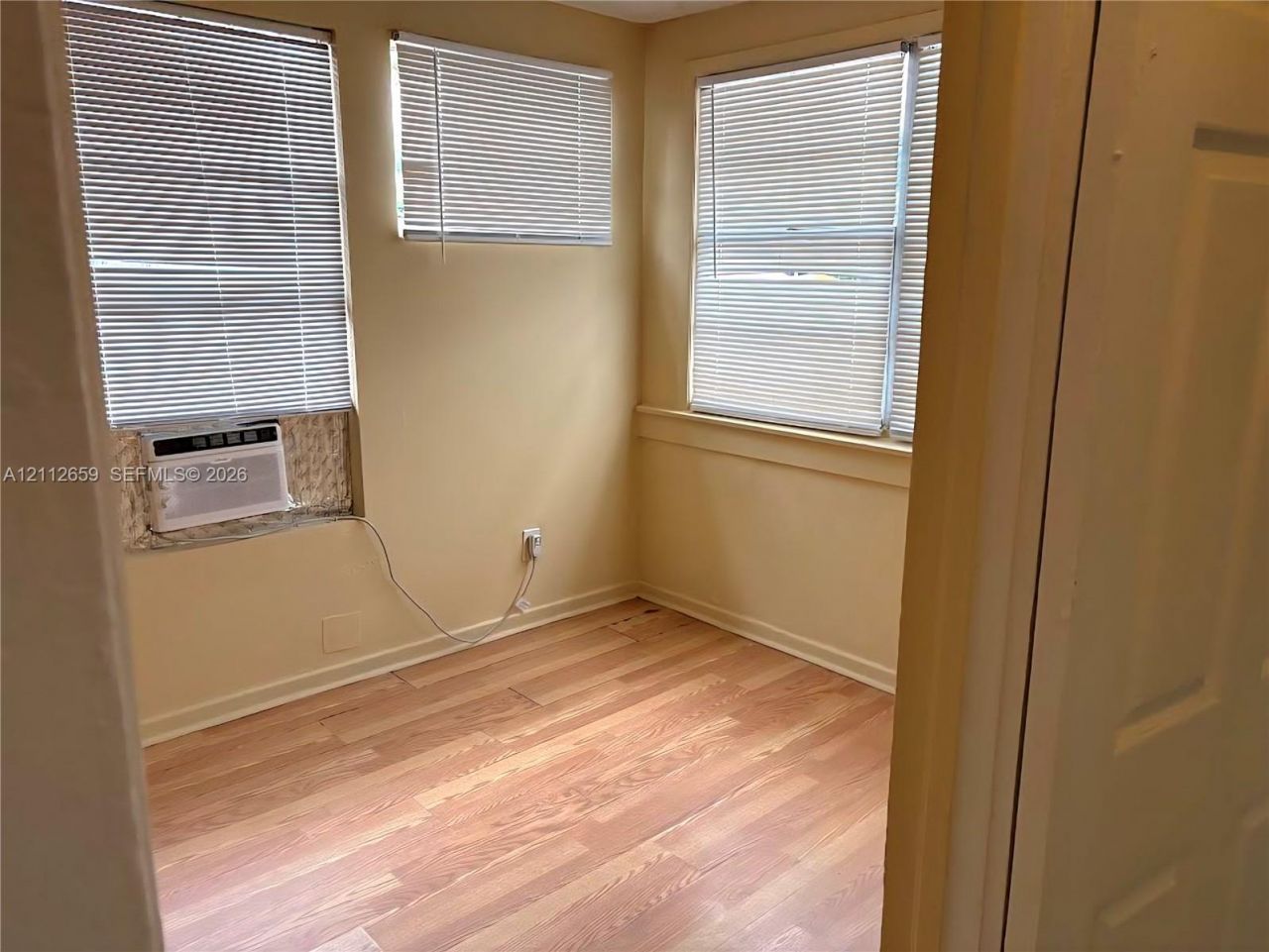 412 N Dixie Hwy , Lake Worth, FL 33460 Photo