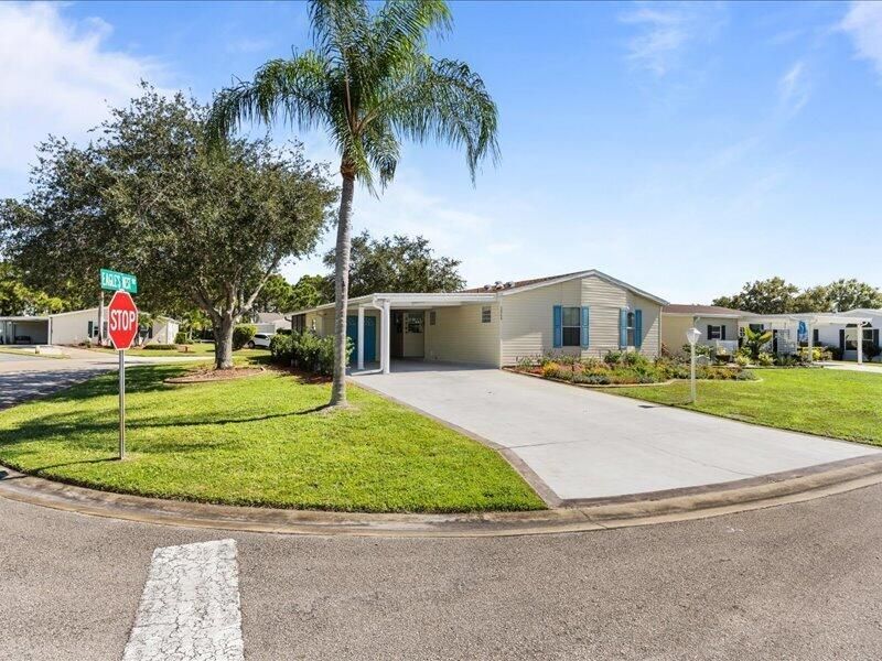 3064 Eagle's Nest Way, Port Saint Lucie, FL 34952 Photo
