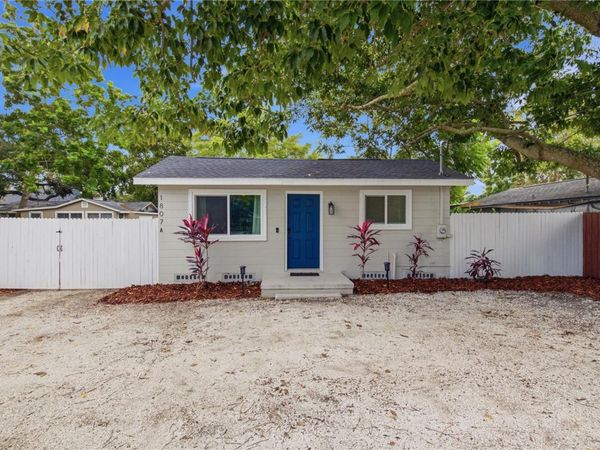 1807 DOUGLAS AVENUE , CLEARWATER, FL 33755