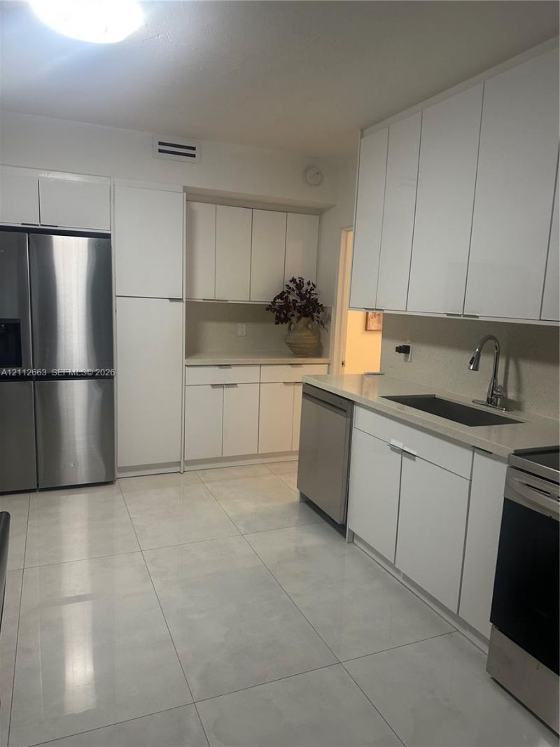 10185 Collins Ave , Unit 523, Bal Harbour, FL 33154 Photo