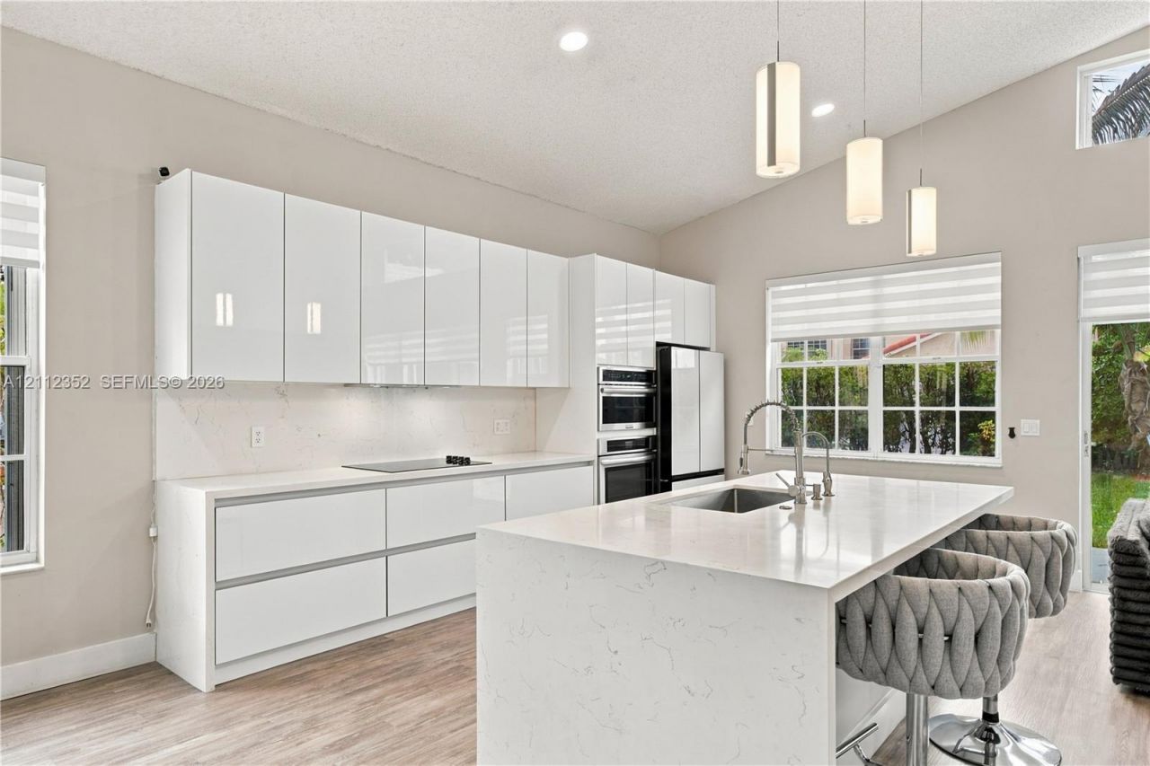 2880 NW 75th Ave , Margate, FL 33063 Photo