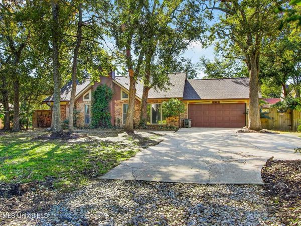 112 S Wright Avenue, Long Beach, MS 39560