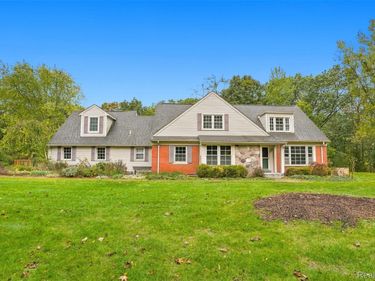 6022 Orion Road , Rochester Hills, Mi 48306